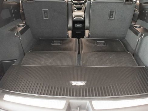 Used 2023 Cadillac XT6 Sport w/ Technology Package AWD/4WD image 15