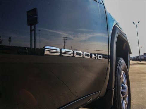 Certified 2023 GMC Sierra 2500 SLE w/ SLE Convenience Package image 11