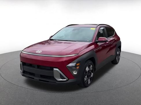 Used 2025 Hyundai Kona SEL image 7