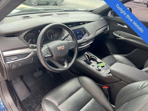 Used 2022 Cadillac XT4 Premium Luxury w/ Enhanced Visibility Package AWD/4WD image 19