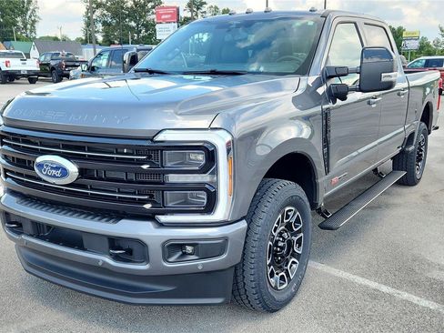 Used 2026 Ford F350 4x4 Crew Cab Super Duty image 8