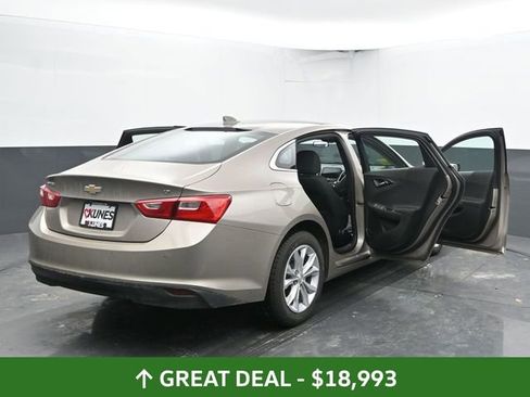 Used 2025 Chevrolet Malibu LT image 57