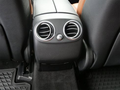 Used 2019 Mercedes-Benz GLC 300 4MATIC Coupe image 12