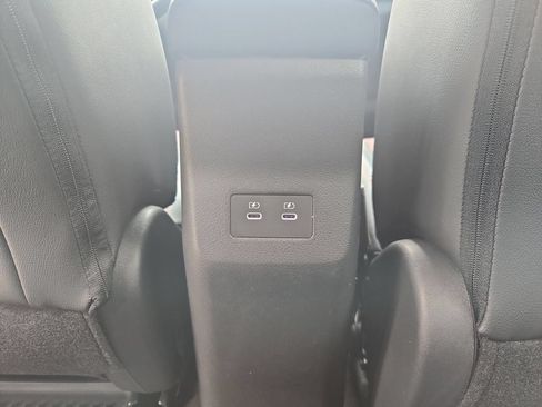 New 2026 Nissan Kicks SR FWD image 10