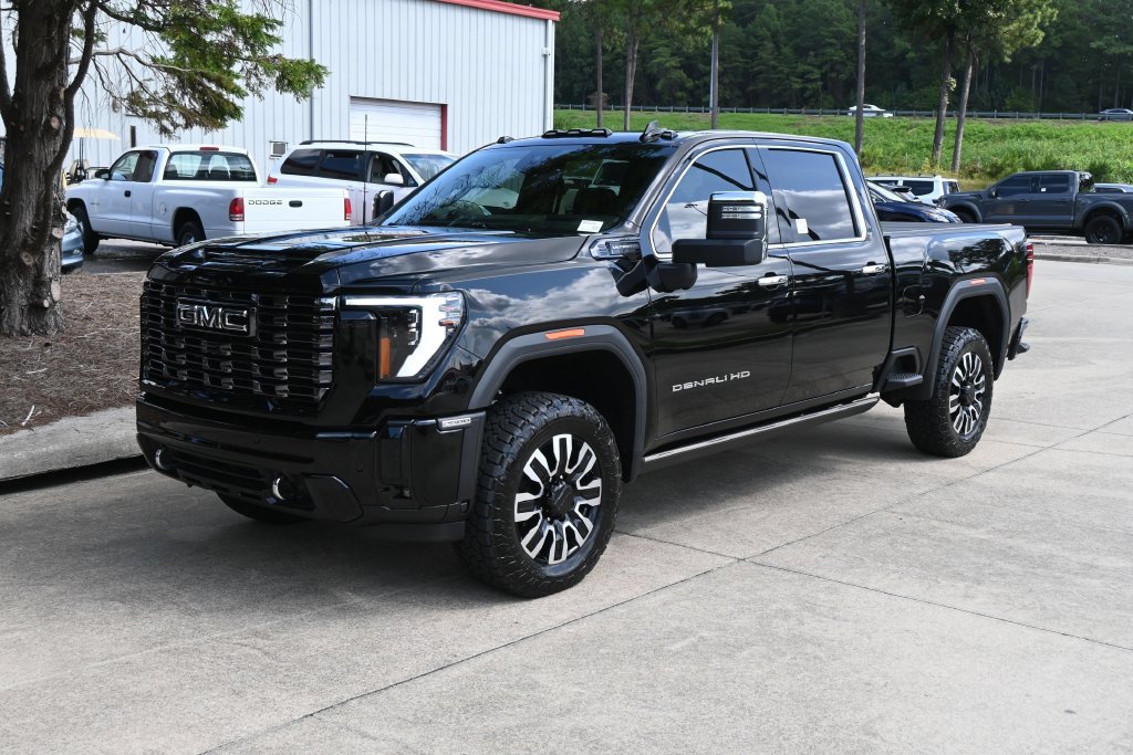 Used 2025 GMC Sierra 2500 Denali Ultimate AWD/4WD image 24