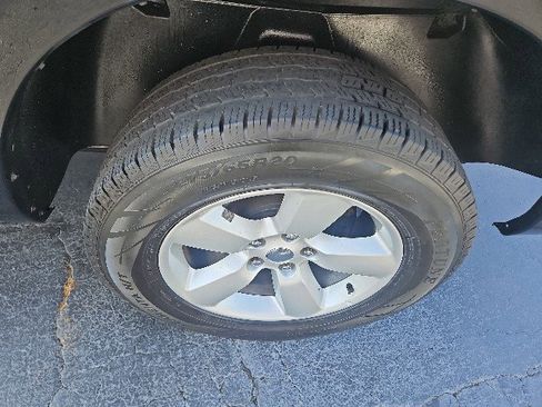 Used 2014 RAM 1500 Express image 7