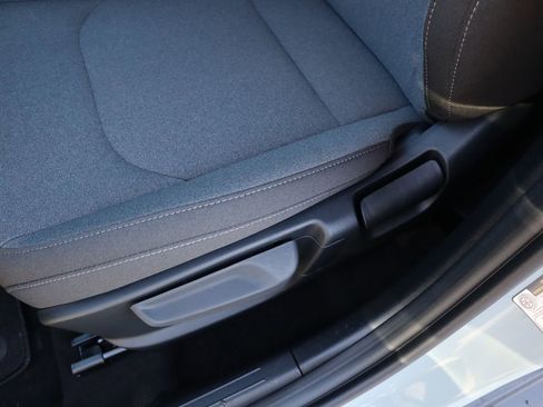 New 2025 Kia K4 LXS image 21