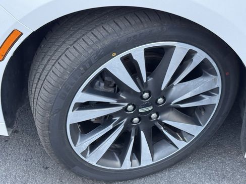 Used 2020 Lincoln MKZ Reserve image 21