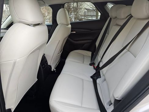 Used 2022 MAZDA CX-30 AWD 2.5 S w/ Premium Package image 18