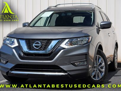 Used 2017 Nissan Rogue SV