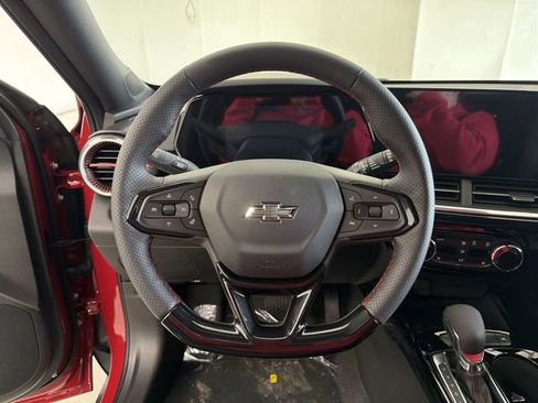 New 2026 Chevrolet Trax RS w/ Sunroof Package FWD image 33
