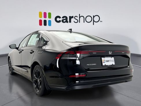 Used 2025 Honda Accord SE image 3