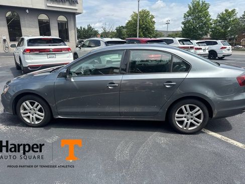 Used 2018 Volkswagen Jetta S FWD image 2