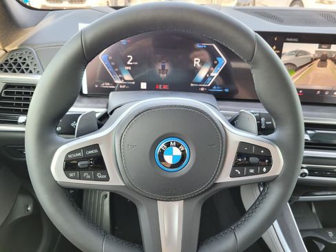 New 2026 BMW X5 xDrive50e w/ M Sport Package image 10
