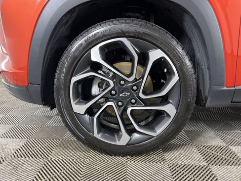 Used 2024 Chevrolet Trax RS w/ Driver Confidence Package FWD image 26