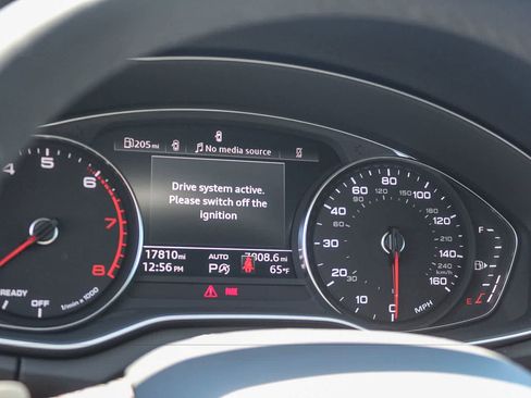 Used 2023 Audi Q5 2.0T Premium AWD/4WD image 28