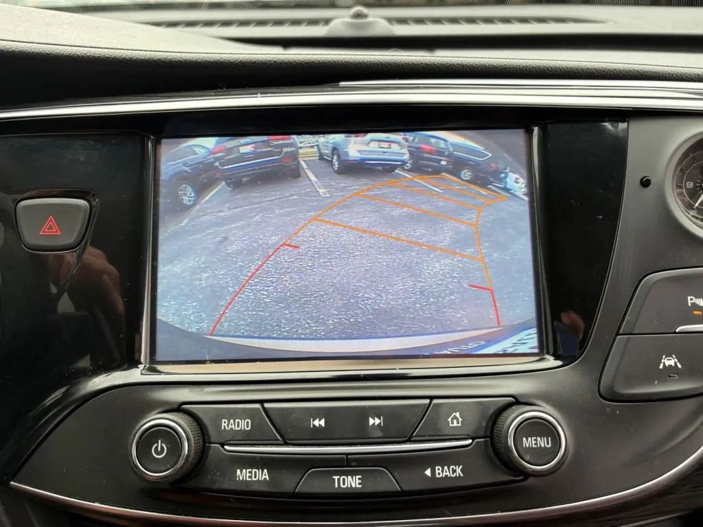 Used 2017 Buick Envision Premium AWD/4WD image 23