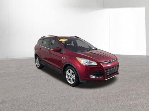 Used 2016 Ford Escape SE w/ Equipment Group 201A FWD image 13