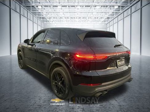 Used 2020 Porsche Cayenne image 7