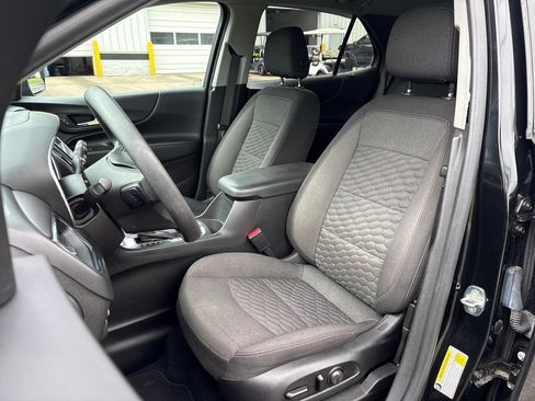 Used 2021 Chevrolet Equinox LT AWD/4WD image 13