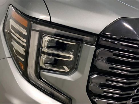 Used 2024 GMC Sierra 1500 Denali Ultimate image 28