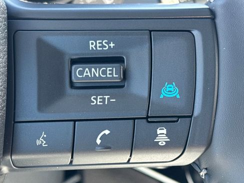 New 2026 Nissan Pathfinder SV AWD/4WD image 34