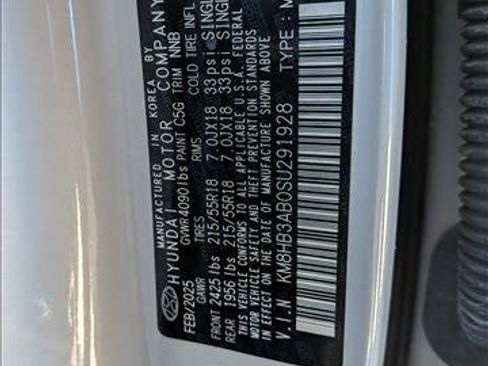 Used 2025 Hyundai Kona SEL FWD image 16