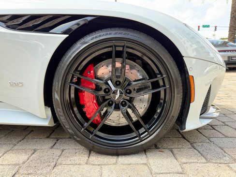 Used 2020 Aston Martin DBS Superleggera RWD image 31