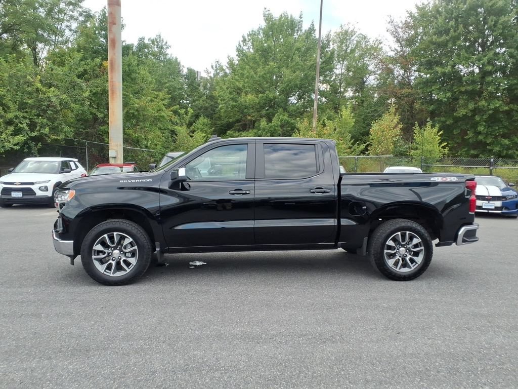 Certified 2025 Chevrolet Silverado 1500 LT AWD/4WD image 5