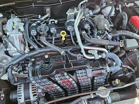 Used 2024 Nissan Altima 2.5 SV image 22