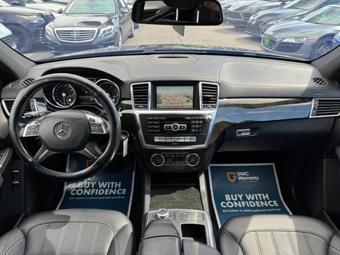 Used 2016 Mercedes-Benz GL 450 4MATIC image 23