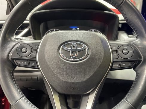 Certified 2023 Toyota Corolla SE image 18