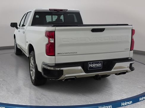 Used 2025 Chevrolet Silverado 1500 LTZ AWD/4WD image 7