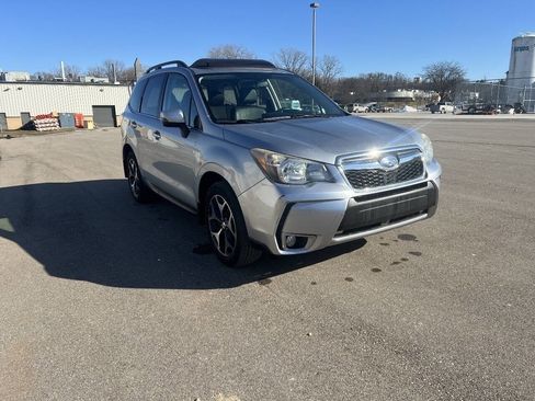 Used 2014 Subaru Forester 2.0XT Touring image 3