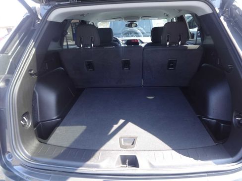 Used 2019 Chevrolet Blazer LT image 8