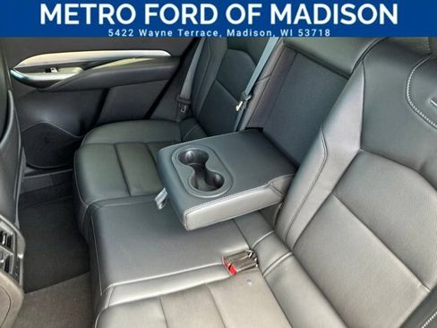 Used 2023 Cadillac XT4 Premium Luxury FWD image 38