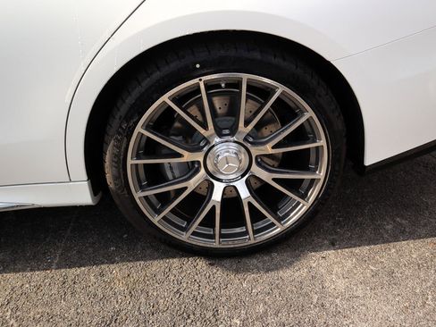 New 2026 Mercedes-Benz E 53 AMG e 4MATIC Sedan image 9
