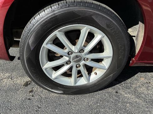 Used 2019 Dodge Grand Caravan SXT FWD image 28
