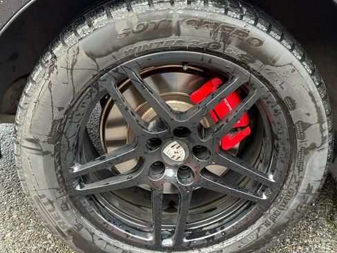 Used 2018 Porsche Macan GTS image 14