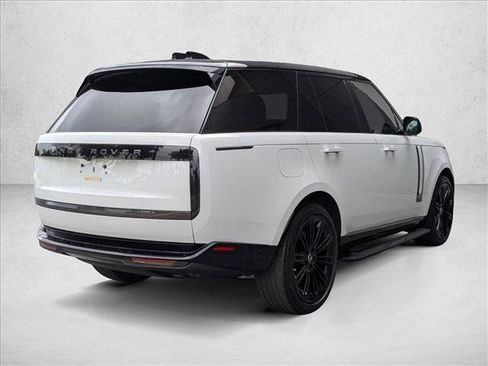 Used 2025 Land Rover Range Rover Autobiography AWD/4WD image 5