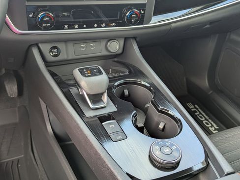 New 2026 Nissan Rogue SV image 25