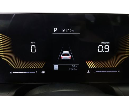 Used 2025 Kia K4 LX image 34