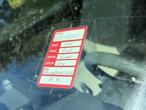 Used 2017 Ford Escape SE FWD image 10