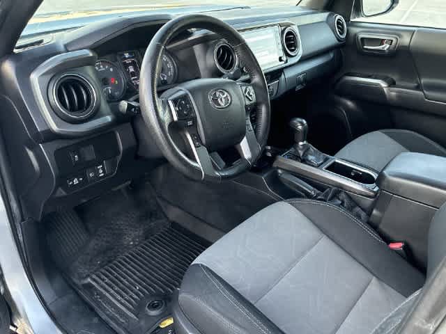 Used 2022 Toyota Tacoma TRD Off-Road AWD/4WD image 2