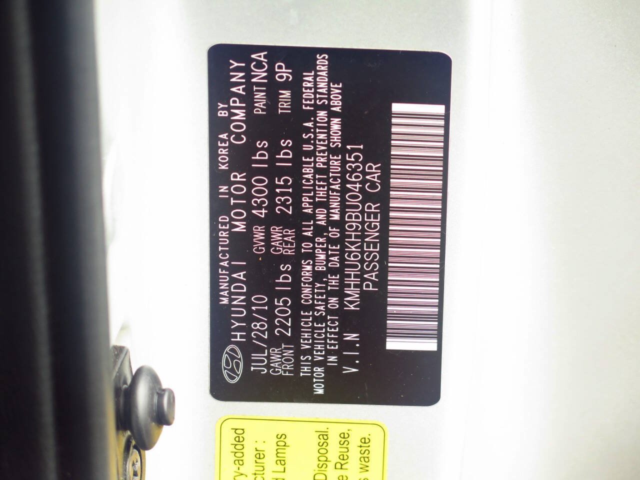 Used 2011 Hyundai Genesis 3.8 RWD image 29
