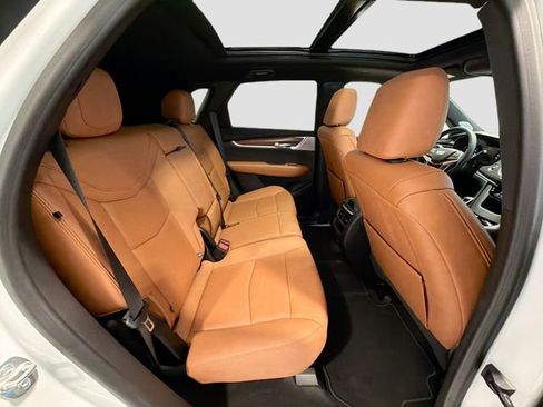Certified 2025 Cadillac XT5 Premium Luxury w/ Technology Package image 24