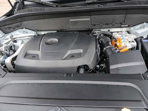 New 2026 Volvo XC90 T8 Ultra w/ Protection Package Premier image 38