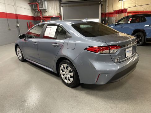 Certified 2025 Toyota Corolla LE image 8