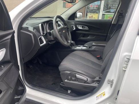 Used 2016 Chevrolet Equinox LS FWD image 13