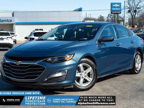 Used 2024 Chevrolet Malibu LT image 1